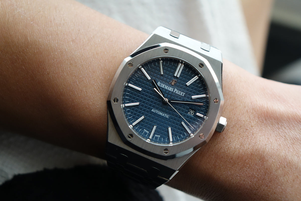 Audemars Piguet Royal Oak 15400ST blue dial full set