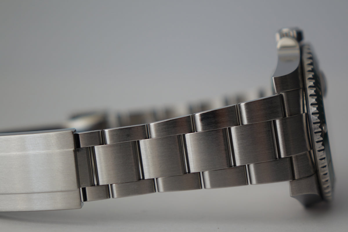 Rolex Submariner Hulk 116610LV full set Mark 1