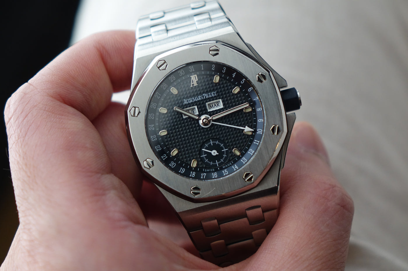 Audemars Piguet Royal Oak Offshore Triple Calendar 25807ST blue dial 2 Wristime